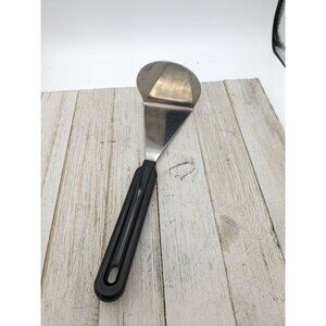 Vintage Potato Vegetable Solid Blade Masher Black Handle Utensil 9 1/4"